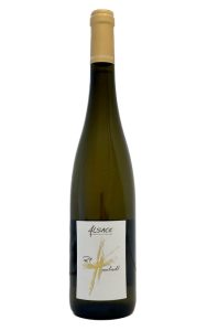Edelzwicker Nicolas van Domaine Humbrecht is een Agri-biologische en biodynamisch gecertificeerde wijn. Toegankelijk en verfijnd-rijk met een gulle afdronk. Goed gastronomisch inzetbaar